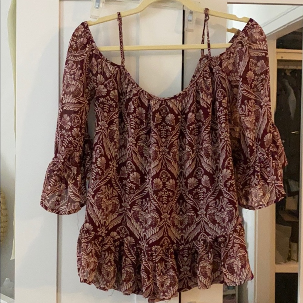 Off the shoulder top (maroon)